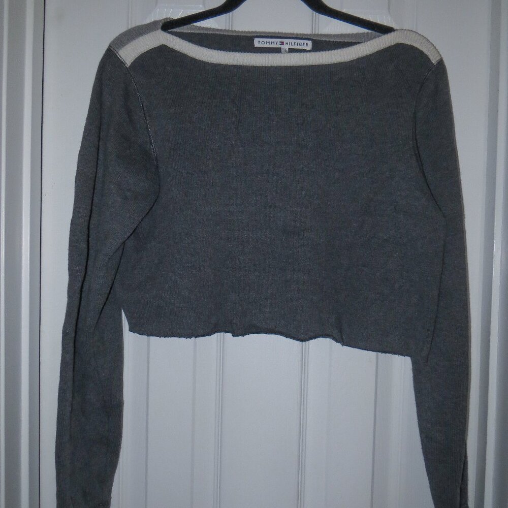 Tommy Hilfiger Cropped Gray Sweater